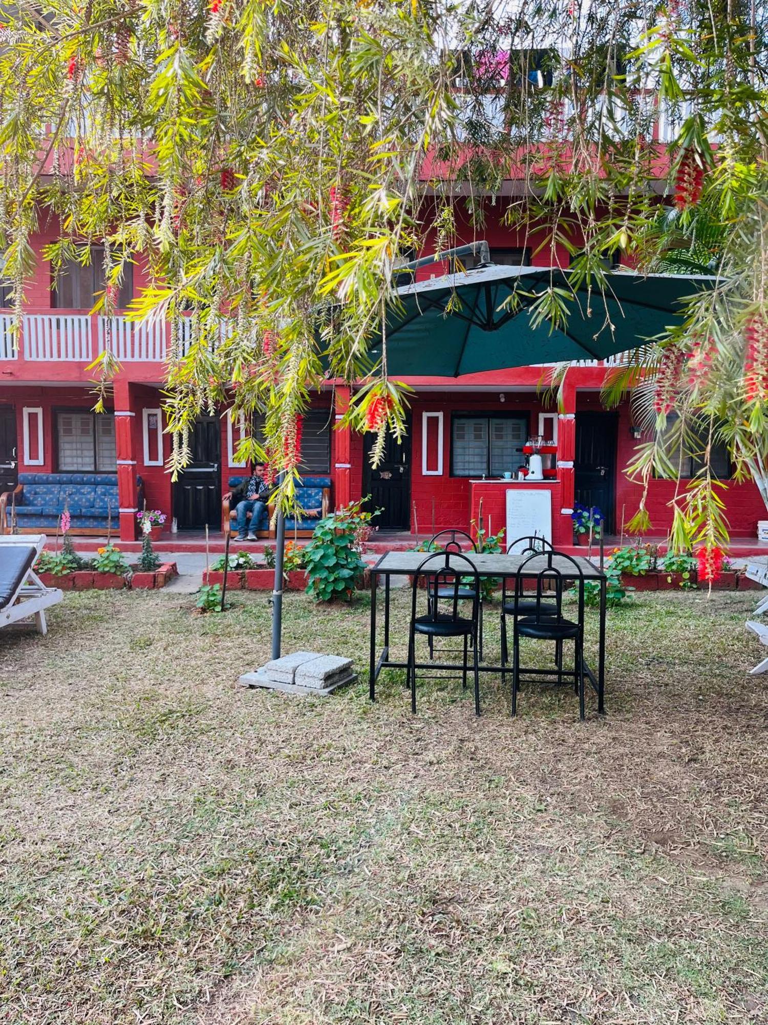Butterfly Lodge Pokhara Zewnętrze zdjęcie