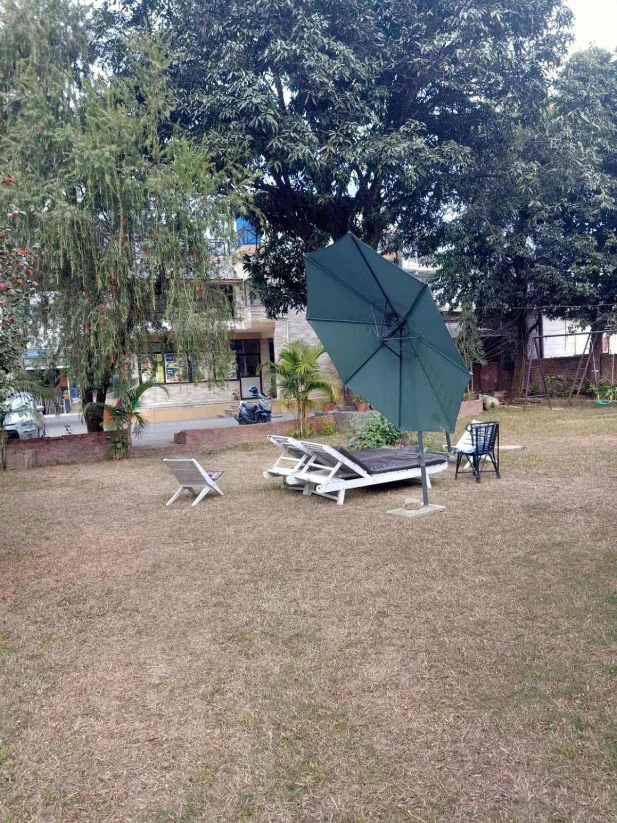 Butterfly Lodge Pokhara Zewnętrze zdjęcie